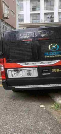 Bán xe Ford Transit Limousine sx 2017 - giá rẻ