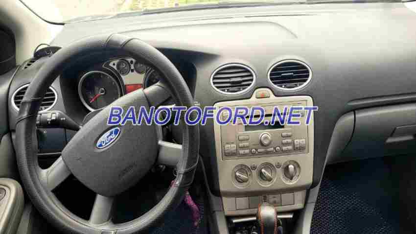Cần bán gấp Ford Focus 1.8 AT 2010 - Xe đẹp - Giá tốt