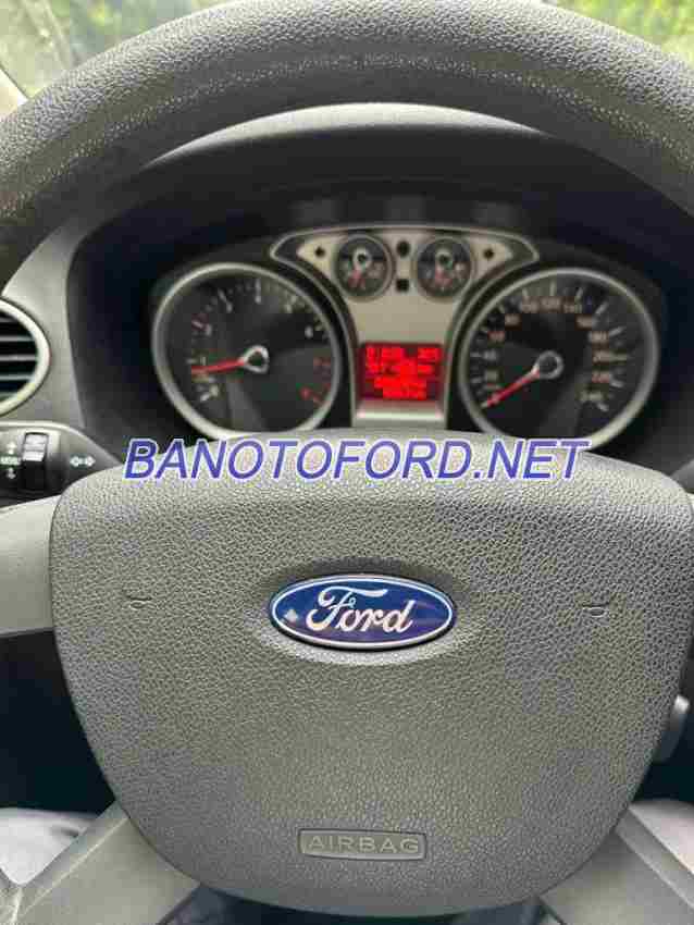 Cần bán Ford Focus 1.8 AT 2011 xe đẹp