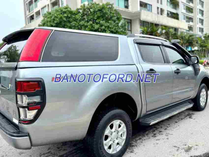 Cần bán gấp xe Ford Ranger XLS 2.2L 4x2 AT năm 2016, màu Ghi, Số tự động