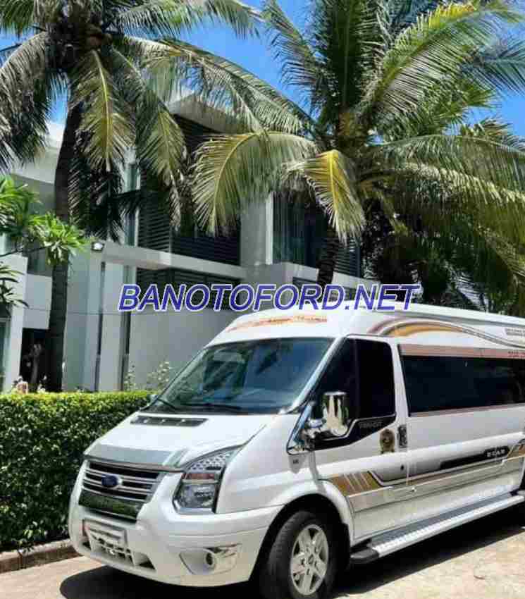 Cần bán xe Ford Transit Limousine màu Trắng 2015