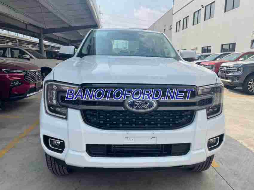 Ford Ranger XLS 2.0L 4x2 AT 2025 Số tự động bản Máy dầu