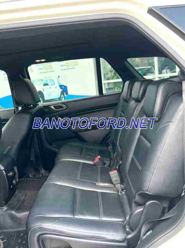 Ford Everest Titanium 2.0L 4x4 AT model 2022 xe chuẩn hết ý