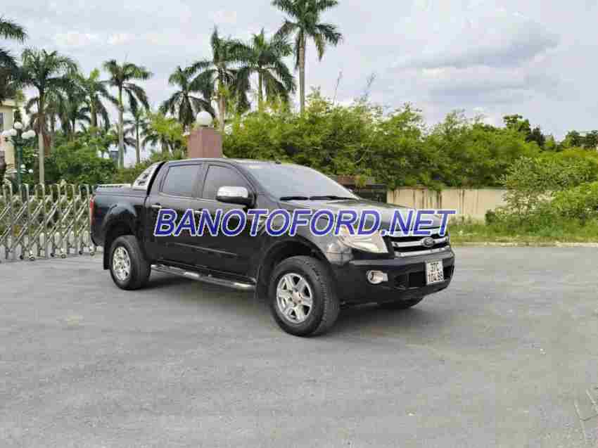 Cần bán gấp Ford Ranger XLT 2.2L 4x4 MT đời 2014, màu Đen