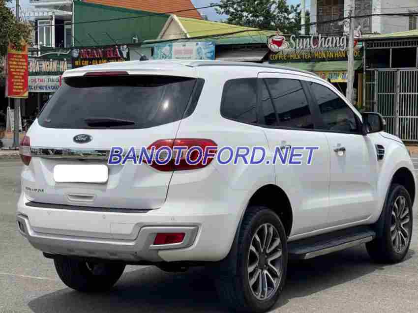 Bán Ford Everest Titanium 2.0L 4x2 AT, màu Trắng, Máy dầu, 2019