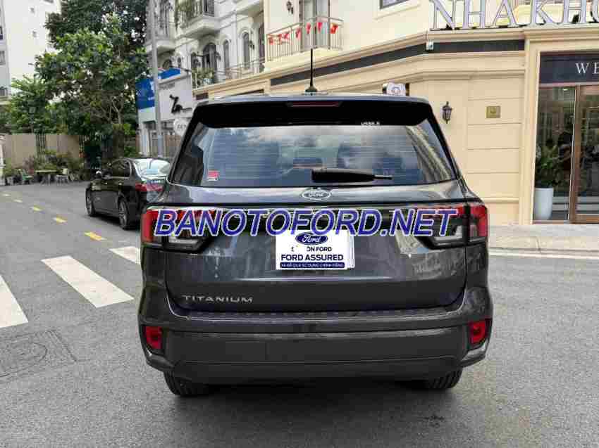 Cần bán gấp xe Ford Everest Titanium Plus 2.0L 4x4 AT năm 2025, màu Xám, Số tự động