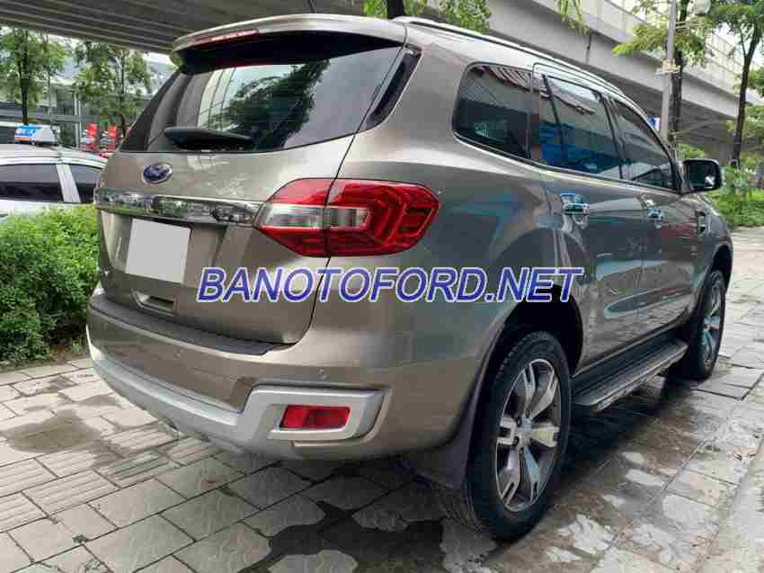 Cần bán Ford Everest Titanium 2.2L 4x2 AT 2016 - Số tự động