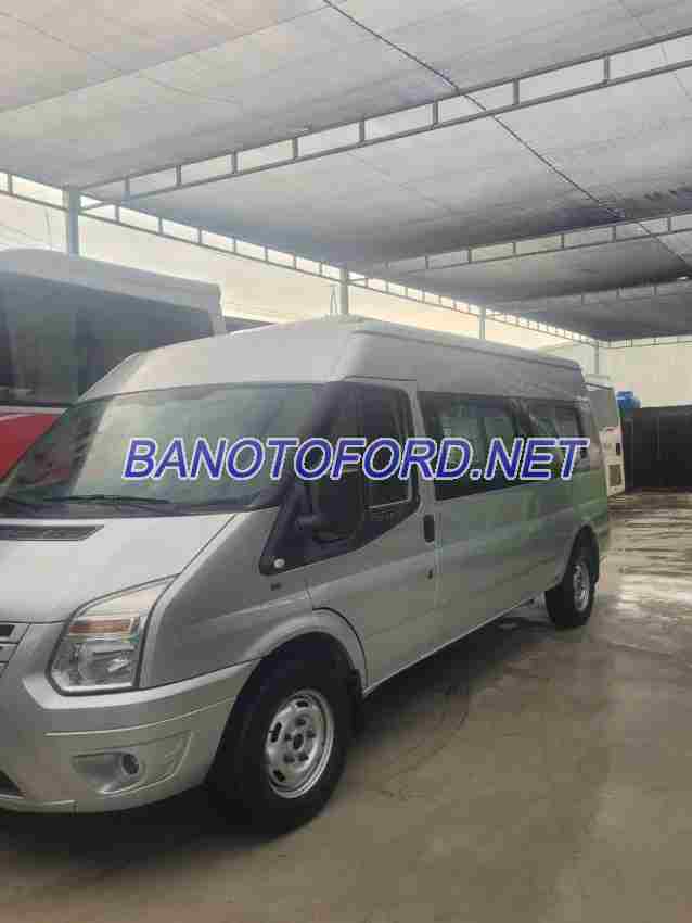 Cần bán xe Ford Transit Van năm 2017 màu Bạc cực đẹp