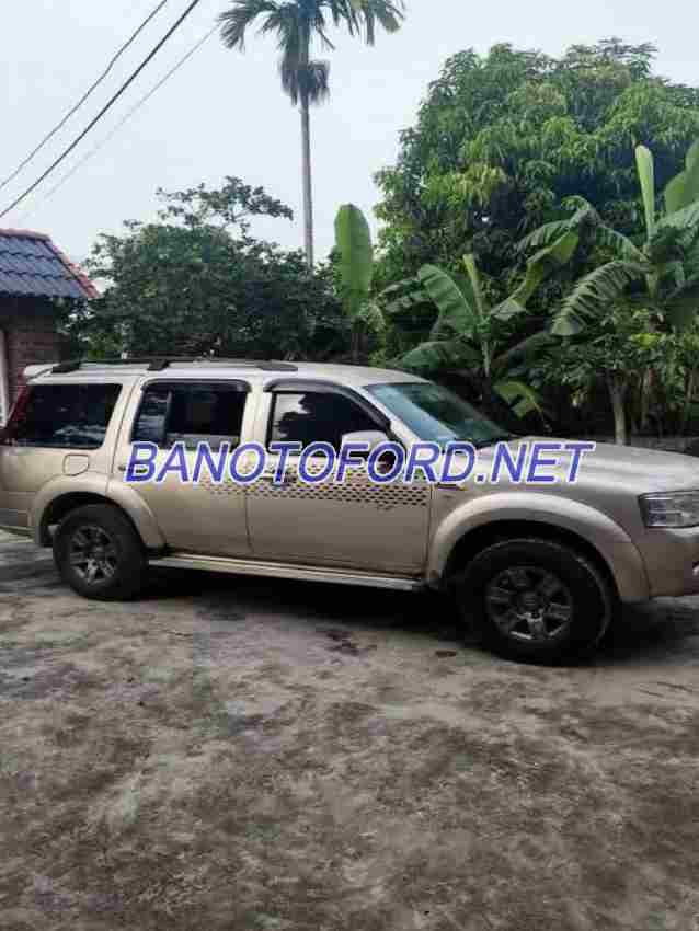 Cần bán gấp xe Ford Everest 2.5L 4x2 MT 2009 màu Cát