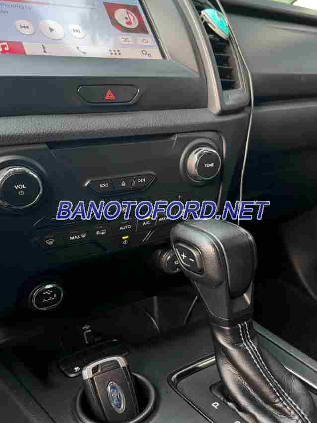 Cần bán Ford Everest Ambiente 2.0 4x2 AT 2018 xe đẹp