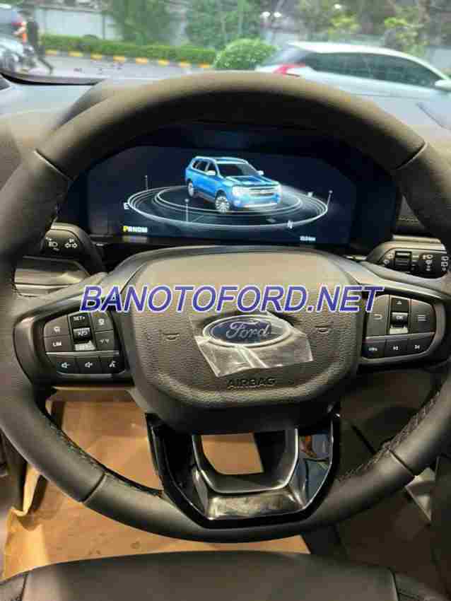Ford Everest Titanium Plus 2.0L 4x4 AT năm 2025