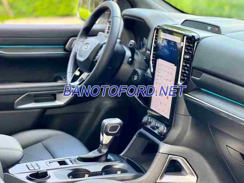 Ford Everest Titanium 2.0L 4x2 AT 2025 giá cực tốt