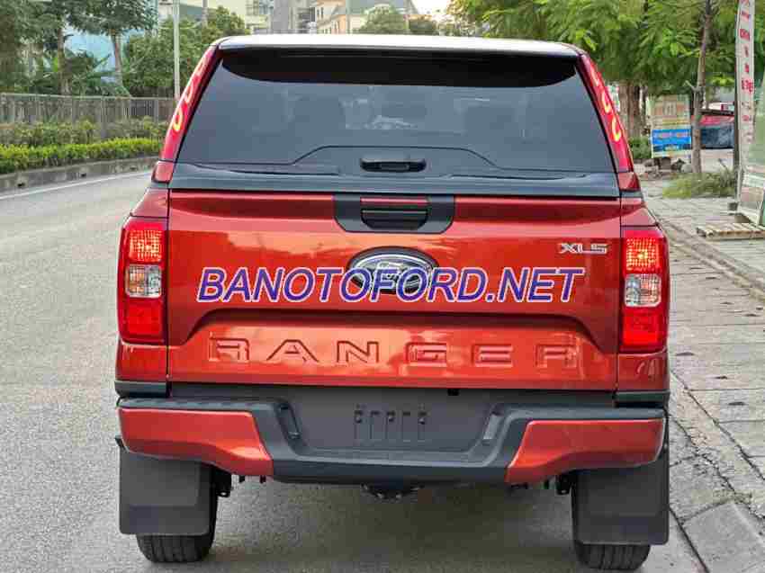 Cần bán gấp Ford Ranger XLS 2.0L 4x2 AT đời 2023, màu Đỏ