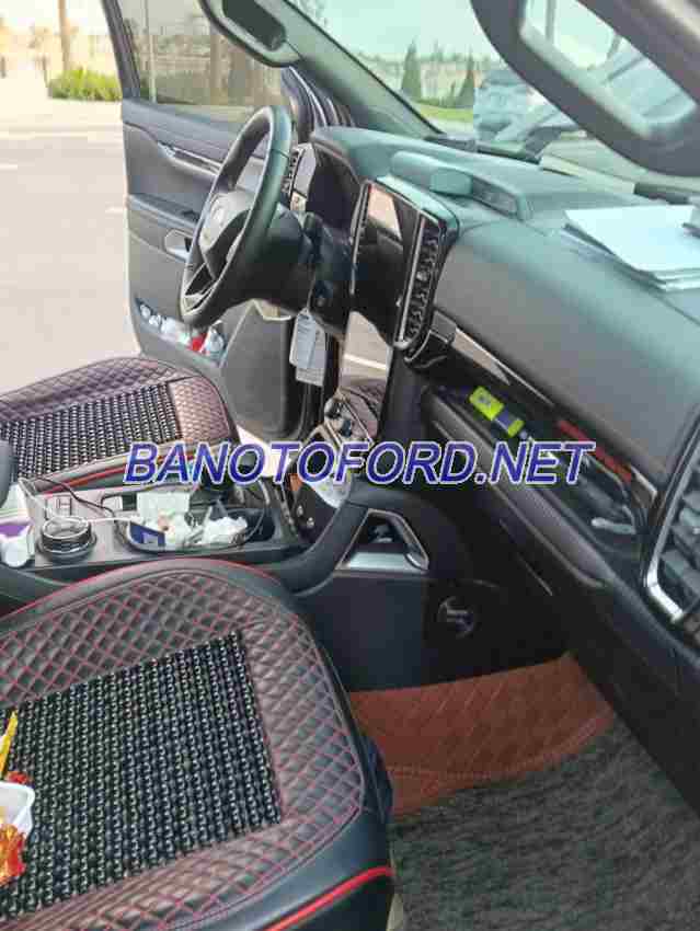Cần bán xe Ford Ranger Stormtrak 2.0L 4x4 AT đời 2024