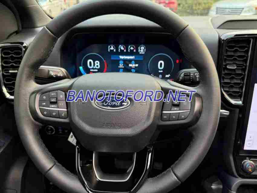 Cần bán xe Ford Everest Titanium 2.0L 4x2 AT năm 2024 màu Trắng cực đẹp