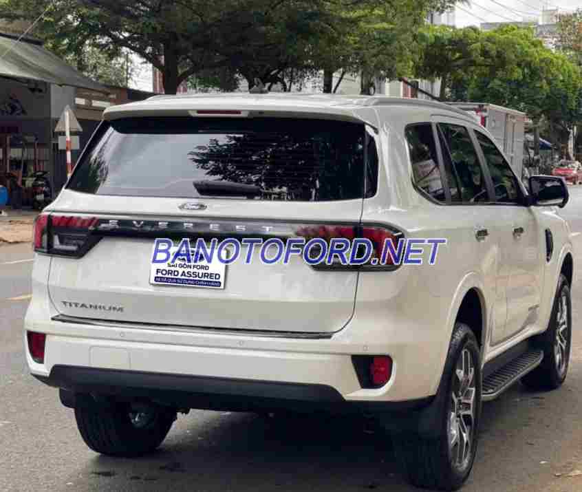 Cần bán gấp xe Ford Everest Titanium 2.0L 4x2 AT năm 2024, màu Trắng, Số tự động