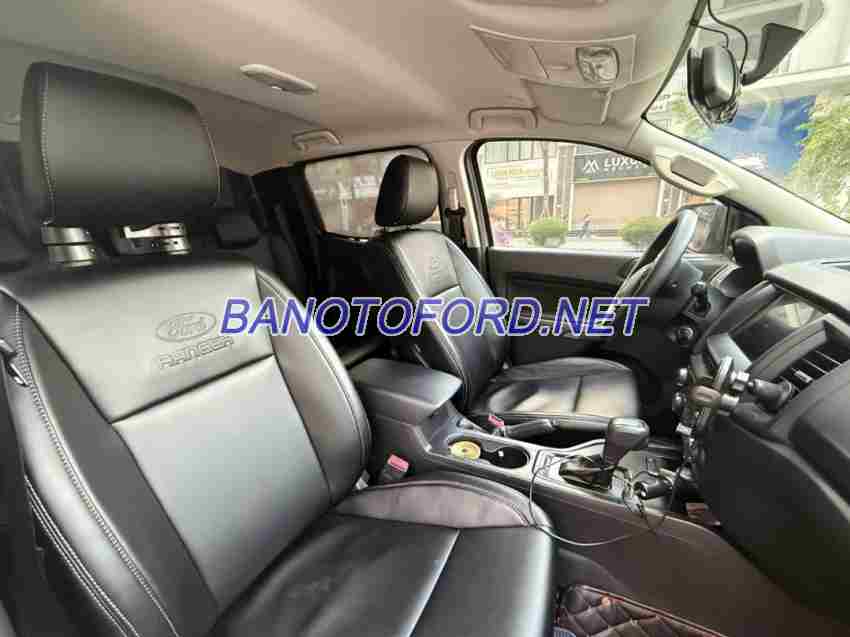 Cần bán gấp Ford Ranger XLS 2.2L 4x2 AT đời 2020, màu Cát