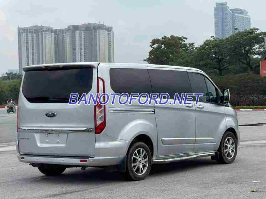 Cần bán xe Ford Tourneo Titanium 2.0 AT màu Bạc 2019