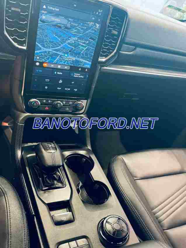 Ford Everest Titanium Plus 2.0L 4x4 AT sx 2025 Nhập khẩu