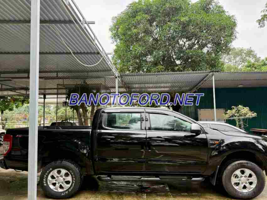 Cần bán Ford Ranger XLS 2.2L 4x2 AT 2013, xe đẹp giá rẻ bất ngờ