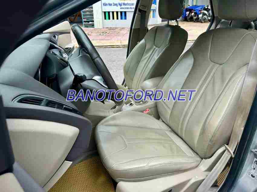 Cần bán xe Ford Focus Titanium 2.0 AT 2013 Số tự động màu Bạc