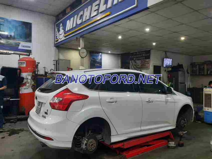 Cần bán gấp Ford Focus S 2.0 AT 2014 - Xe đẹp - Giá tốt
