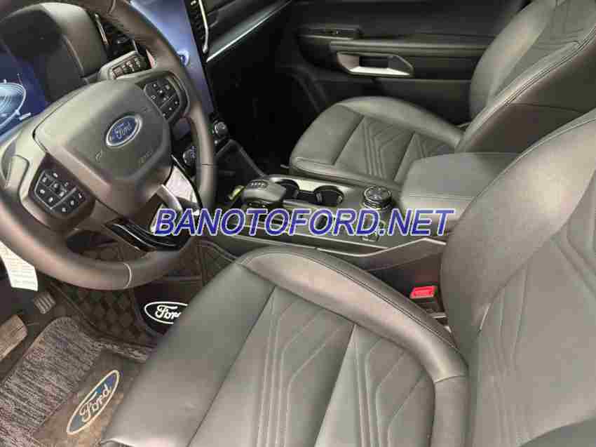 Cần bán gấp xe Ford Everest Titanium Plus 2.0L 4x4 AT năm 2025, màu Trắng, Số tự động