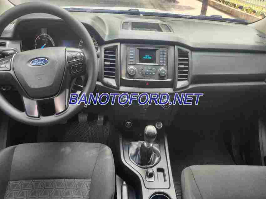 Ford Ranger XL 2.2L 4x4 MT model 2021 xe chuẩn hết ý