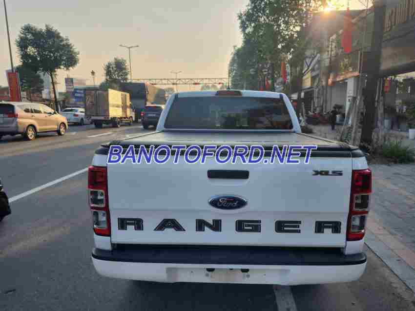 Ford Ranger XLS 2.2L 4x2 AT 2020, xe đẹp, hết ý