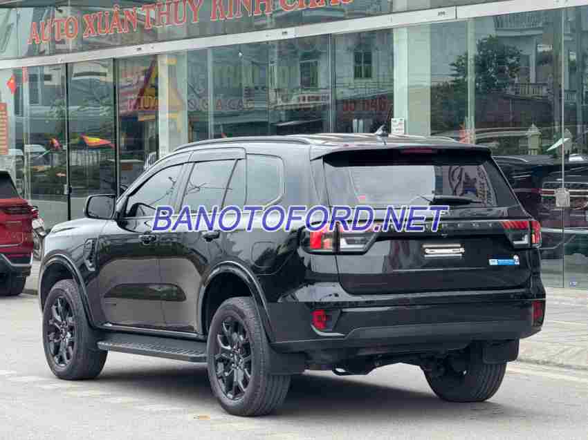 Cần bán gấp xe Ford Everest Sport 2.0L 4x2 AT 2023 màu Đen