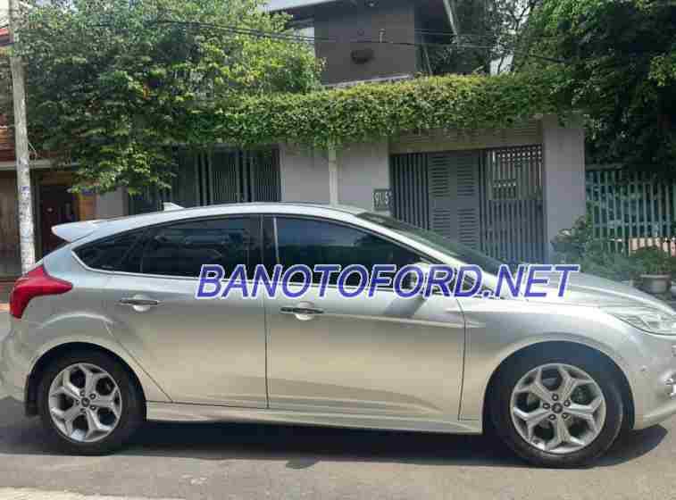 Cần bán xe Ford Focus S 2.0 AT 2013 Số tự động màu Bạc