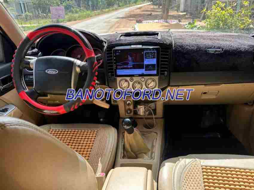 Cần bán xe Ford Everest 2.5L 4x2 MT năm 2007 màu Vàng cực đẹp
