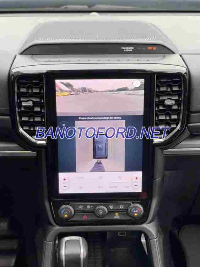 Bán Xe Ford Everest Titanium 2.0L 4x2 AT 2025 - màu  Đen