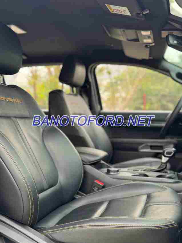 Cần bán gấp xe Ford Ranger Wildtrak 2.0L 4x4 AT năm 2023, màu Đen, Số tự động