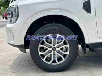 Ford Everest Ambiente 2.0L 4x2 AT năm 2026