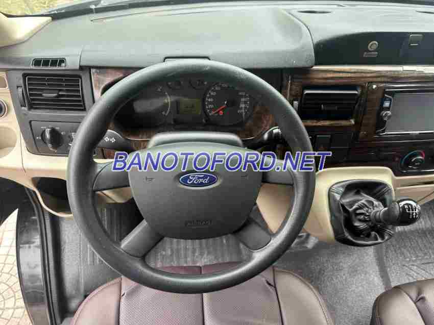 Ford Transit Limousine 2017 giá cực tốt