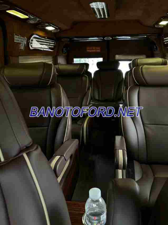 Cần bán xe Ford Transit Limousine sx 2016