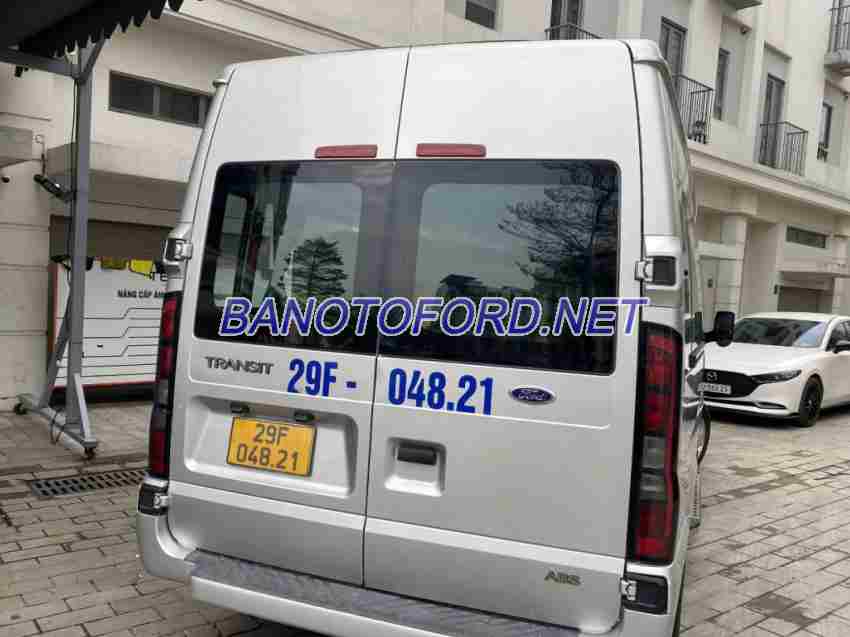 Ford Transit Tiêu chuẩn 2023 Số tay giá đẹp