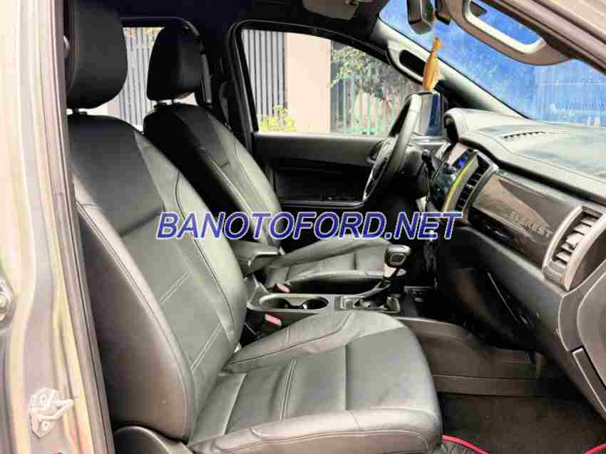 Cần bán nhanh Ford Everest Titanium 2.0L 4x2 AT 2020 cực đẹp