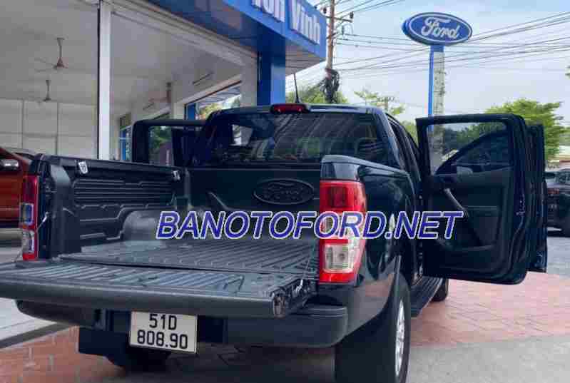 Bán Ford Ranger XLS 2.2L 4x2 AT, màu Xanh, Máy dầu, 2021