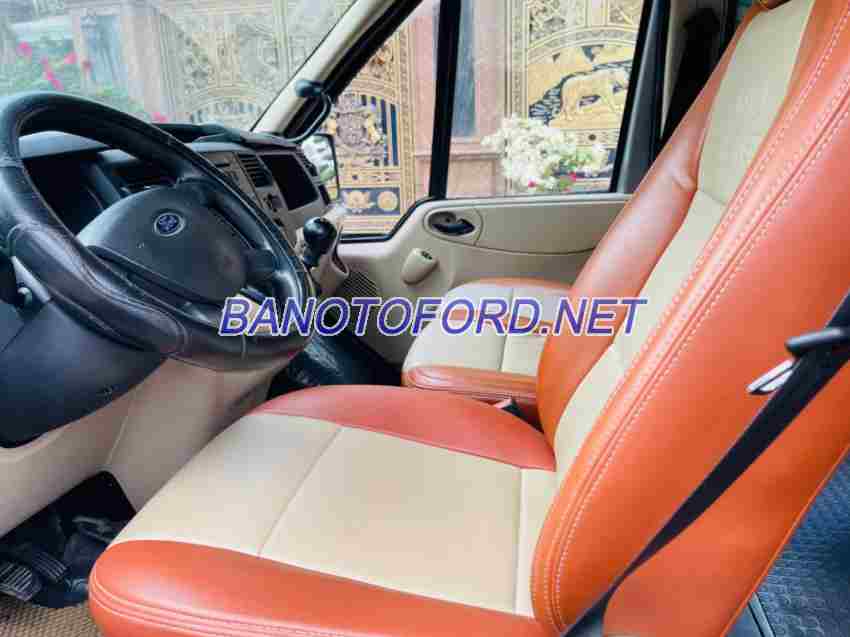 Cần bán gấp Ford Transit Luxury 2015 - Xe đẹp - Giá tốt