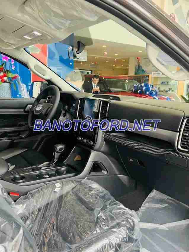 Ford Everest Ambiente 2.0L 4x2 AT 2026 Số tự động - siêu đẹp