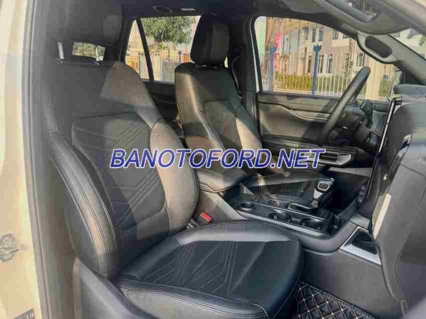 Cần bán xe Ford Everest Titanium 2.0L 4x2 AT màu Trắng 2023