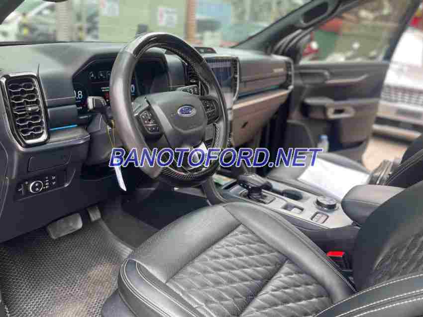 Ford Everest Platinum 2.0L 4x4 AT model 2024 xe chuẩn hết ý
