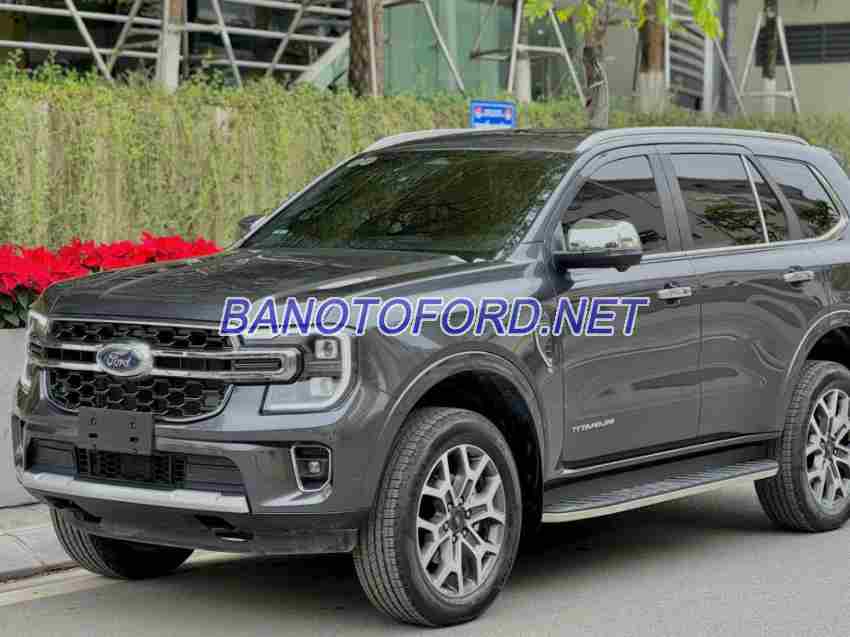 Ford Everest Titanium Plus 2.0L 4x4 AT model 2025 xe chuẩn hết ý