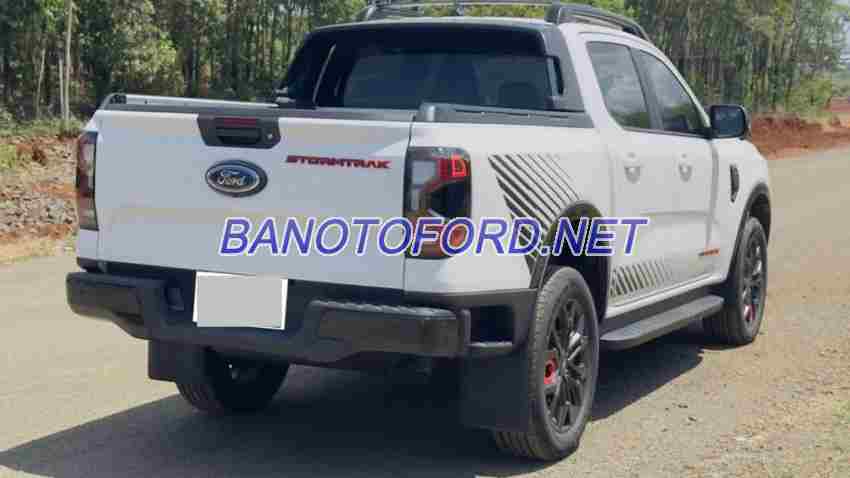 Ford Ranger Stormtrak 2.0L 4x4 AT sản xuất 2025 cực chất!