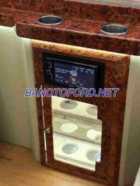 Ford Transit 2016 Van Minivan màu Đen