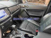 Bán Ford Everest Titanium 2.0L 4x4 AT, màu Đen, Máy dầu, 2020