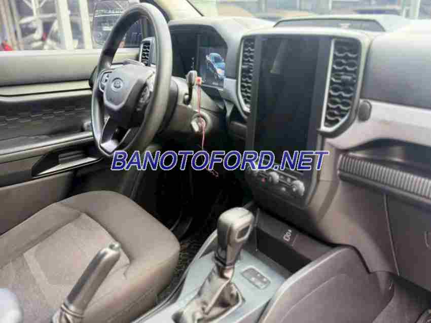 Cần bán xe Ford Ranger XLS 2.2L 4x2 AT năm 2022 màu Nâu cực đẹp