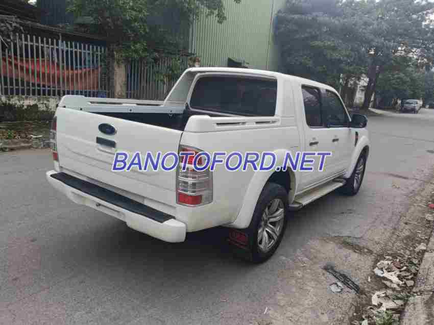Cần bán gấp xe Ford Ranger Wildtrak 2.5L 4x4 MT năm 2011, màu Trắng, Số tay